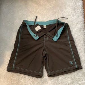 Men’s swim trunks